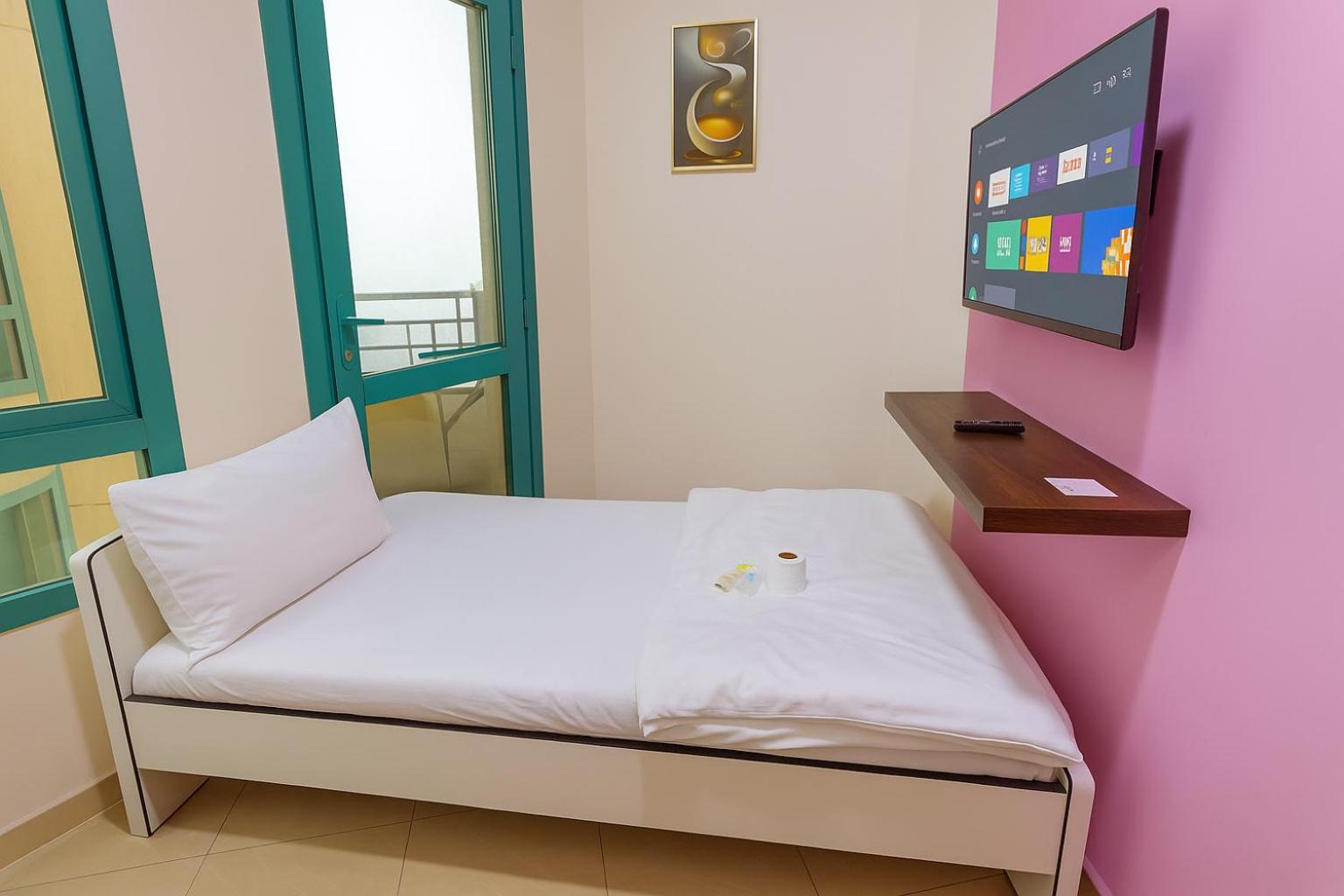 Nice Single Rooms For "Girls" Only In Dubai, Marina Exterior foto
